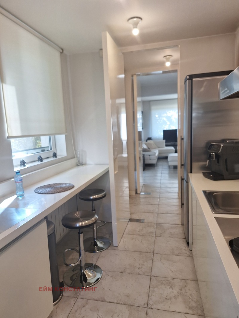 Myytävänä  1 makuuhuone Sofia , Doktorski pametnik , 90 neliömetriä | 73800707 - kuva [6]