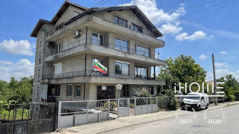 Продава  Къща област Варна , гр. Вълчи дол , 375 кв.м | 77930736
