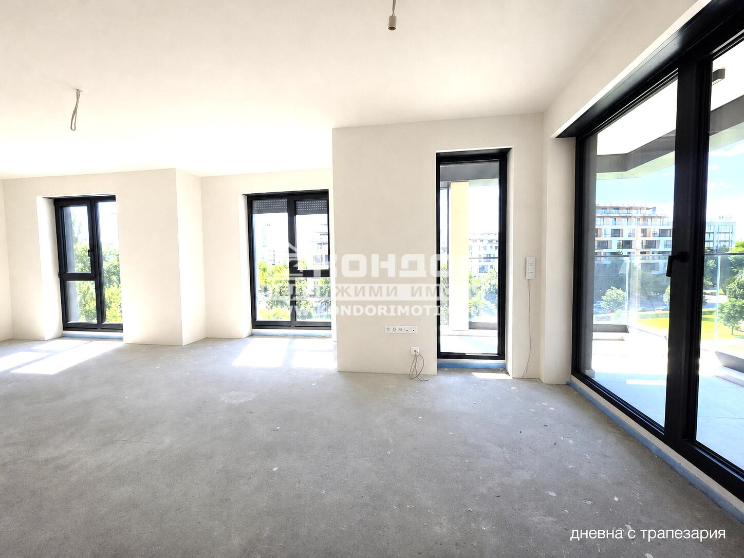 Продава 3-СТАЕН, гр. Пловдив, Младежки Хълм, снимка 2 - Апартаменти - 55328689