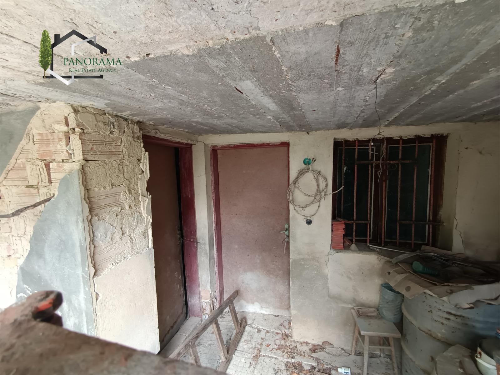 Продава ВИЛА, гр. Шумен, м-т Под Манастира, снимка 13 - Вили - 53967635