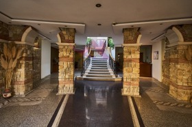 Продава 3-стаен град Варна Бриз - [1] 