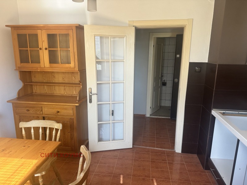 Продава 4-СТАЕН, гр. Кърджали, Център, снимка 2 - Апартаменти - 52627766