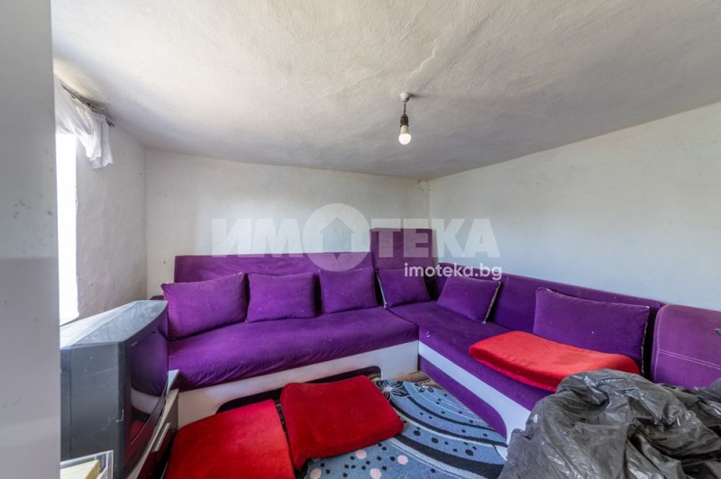 Продава КЪЩА, гр. Варна, м-т Боровец - север, снимка 7 - Къщи - 52572651