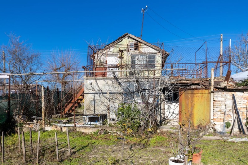Продава КЪЩА, гр. Варна, м-т Боровец - север, снимка 2 - Къщи - 52572651