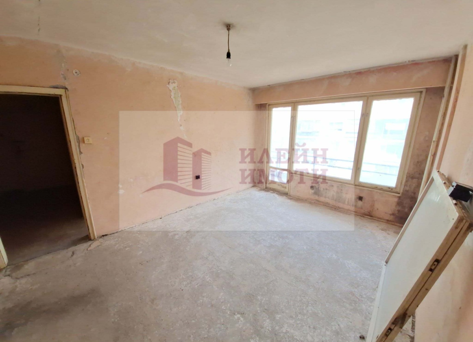 Продава 3-СТАЕН, гр. Русе, Здравец Изток, снимка 2 - Апартаменти - 54191402