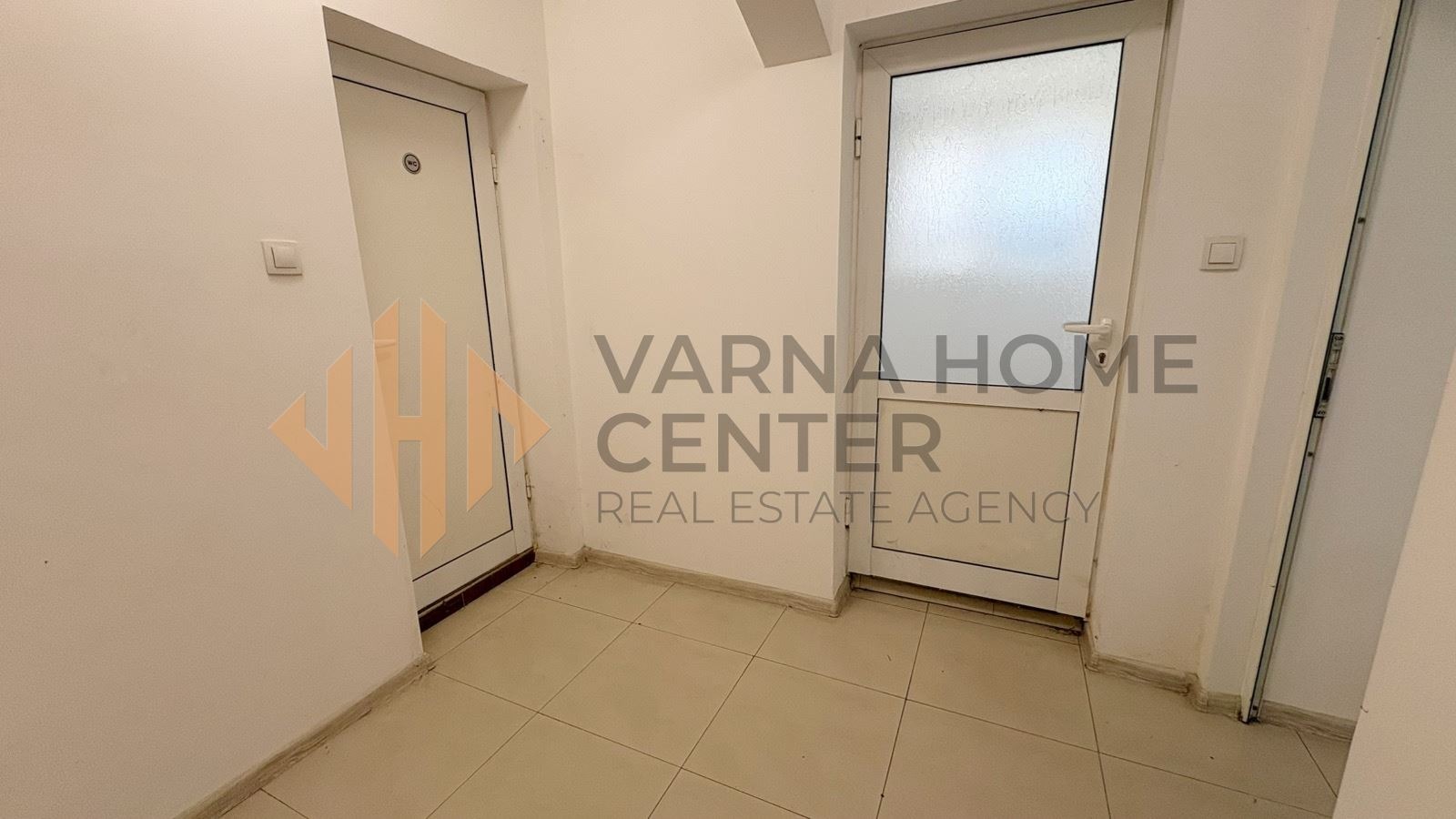 Продава 3-СТАЕН, гр. Варна, Централна поща, снимка 5 - Апартаменти - 54924397