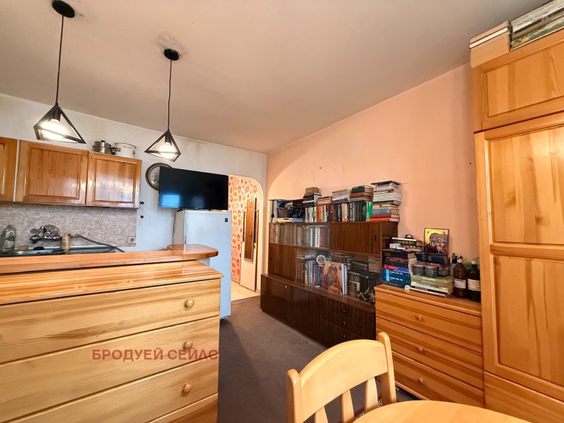 Na sprzedaż  Studio Sofia , Ljulin 4 , 29 mkw | 52605308 - obraz [2]