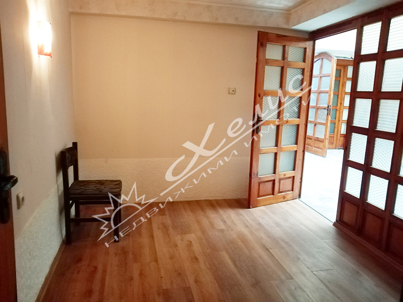 Продава ОФИС, гр. Бургас, Възраждане, снимка 9 - Офиси - 53413950