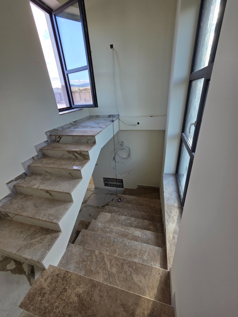 Продава КЪЩА, гр. Благоевград, Грамада, снимка 14 - Къщи - 53445566