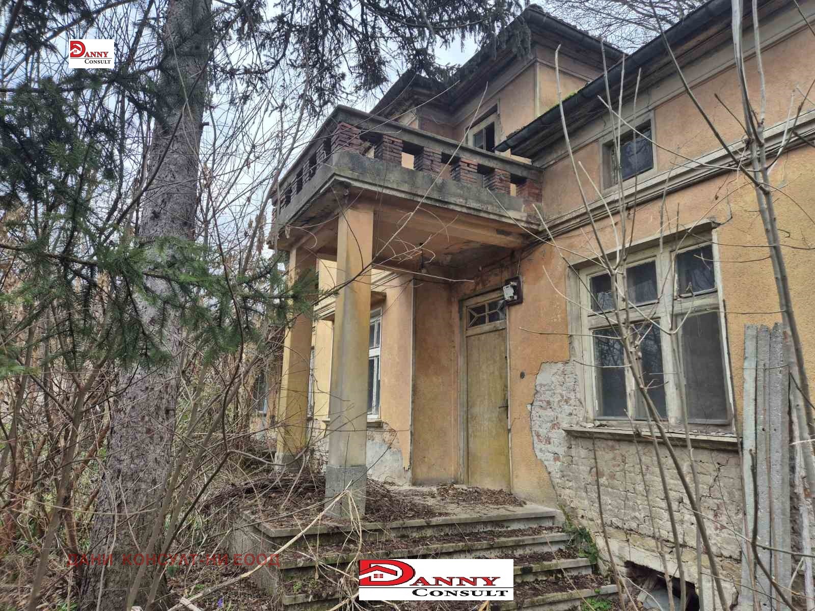 Продава КЪЩА, гр. Павликени, област Велико Търново, снимка 2 - Къщи - 54190891