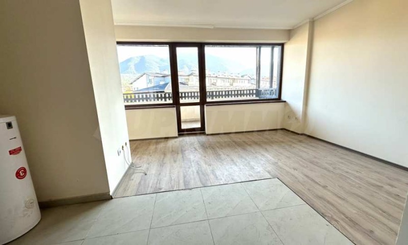 Продава 1-СТАЕН в област Благоевград, гр. Банско - 50 кв.м / 75 000 € » 146 687.25 лв., СУПРИММО ОФИСИ В СТРАНАТА