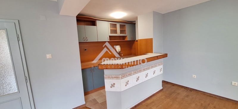 Продава 2-СТАЕН, гр. Варна, Зимно кино Тракия, снимка 6 - Апартаменти - 52661952