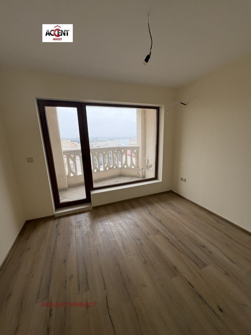 Продава 3-СТАЕН, гр. Варна, Аспарухово, снимка 2 - Апартаменти - 51939091