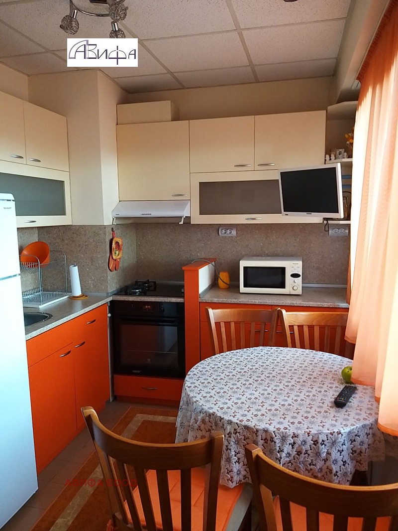 Продава 3-СТАЕН, гр. Елин Пелин, област София област, снимка 2 - Апартаменти - 53416750