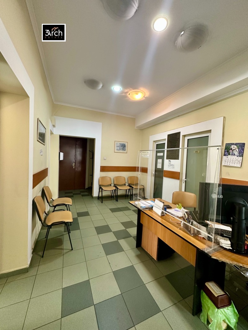 Продава 4-СТАЕН, гр. София, Център