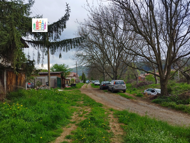 Продава КЪЩА, с. Дрен, област Перник, снимка 5 - Къщи - 52646960