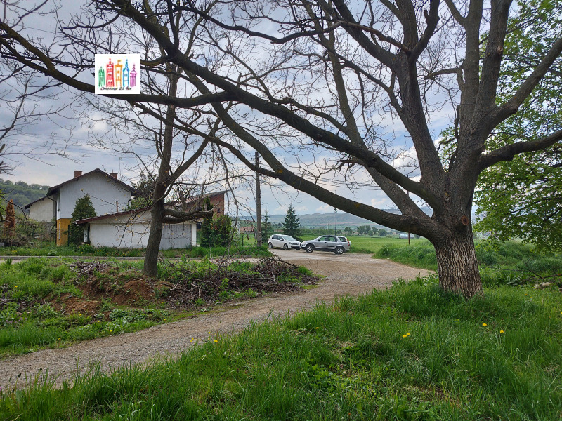 Продава КЪЩА, с. Дрен, област Перник, снимка 8 - Къщи - 52646960