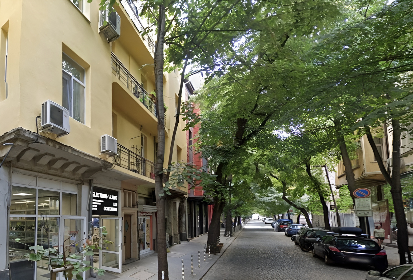Продава МНОГОСТАЕН, гр. София, Център, снимка 3 - Апартаменти - 55750901