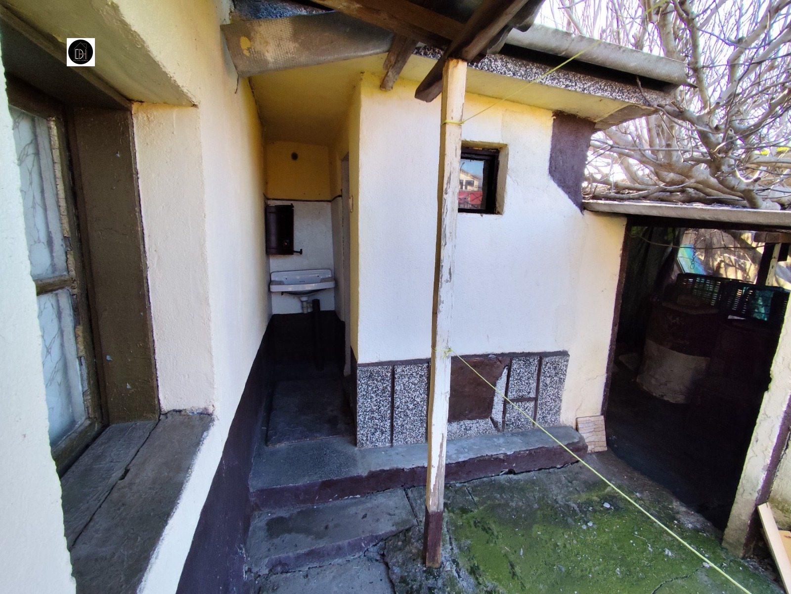 Продава КЪЩА, с. Цалапица, област Пловдив, снимка 15 - Къщи - 54213722