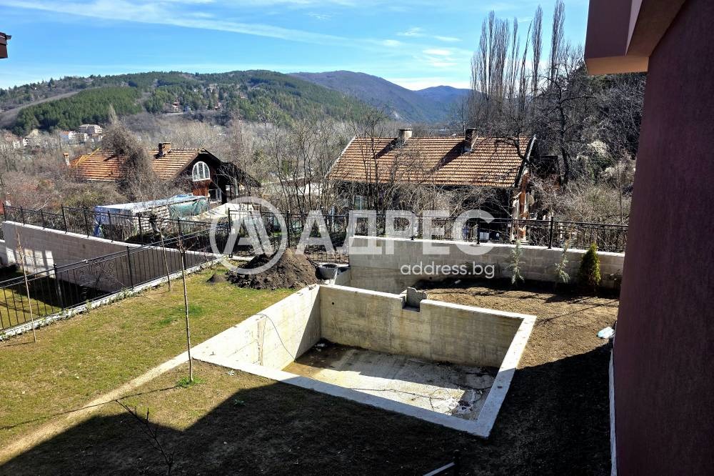 Продава КЪЩА, гр. София, с. Панчарево, снимка 9 - Къщи - 54517713