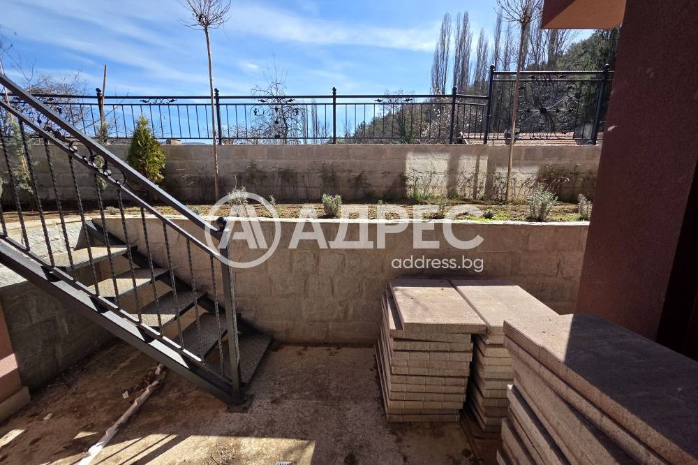 Продава КЪЩА, гр. София, с. Панчарево, снимка 12 - Къщи - 54517713