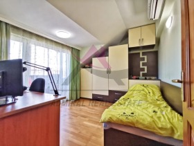 4-стаен град Варна, Фестивален комплекс 8