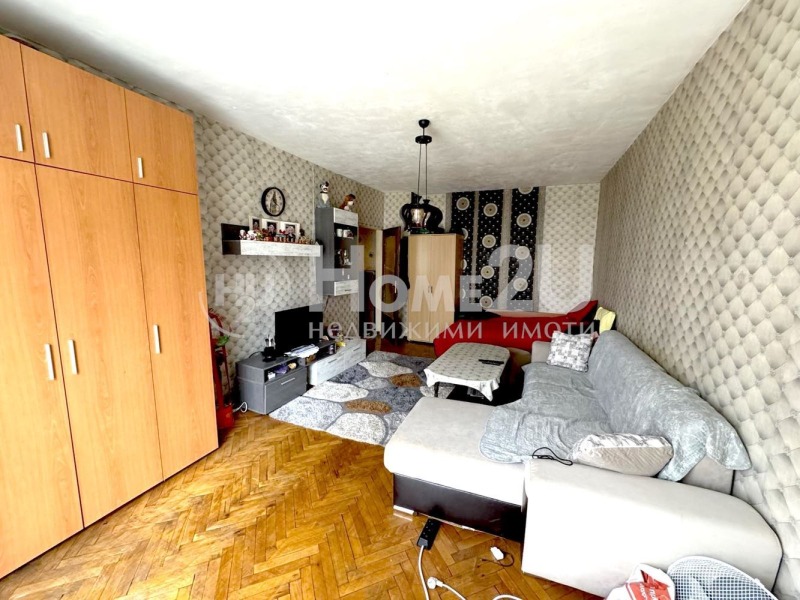 Продава  2-стаен, град Перник, Изток • 58 499 EUR • ID 17288383 — holmes.bg - [1] 