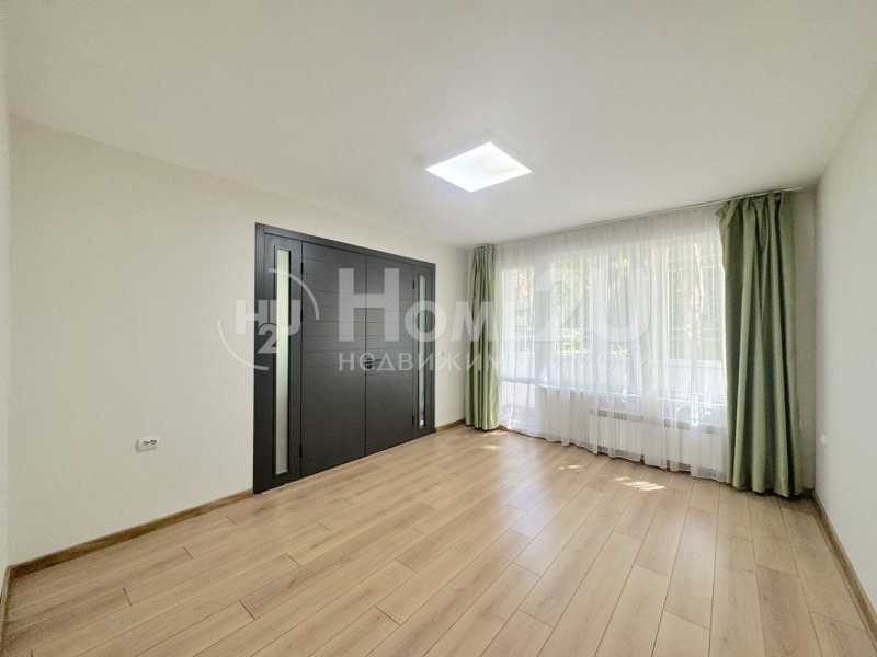 Eladó  2 hálószobás Sofia , Iztok , 86 négyzetméter | 26936175