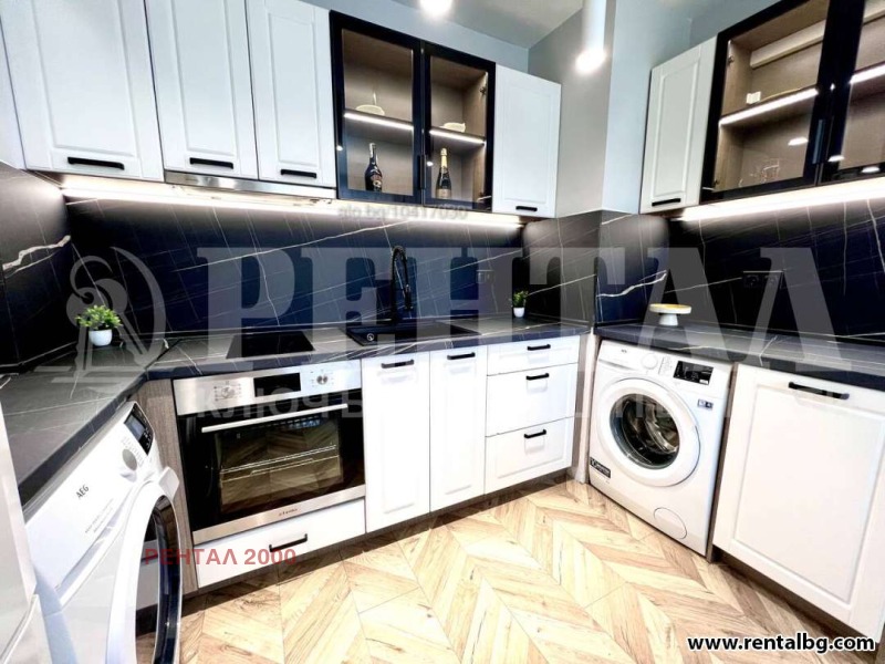 For Sale  2 bedroom Plovdiv , Hristo Smirnenski , 97 sq.m | 59013119 - image [2]