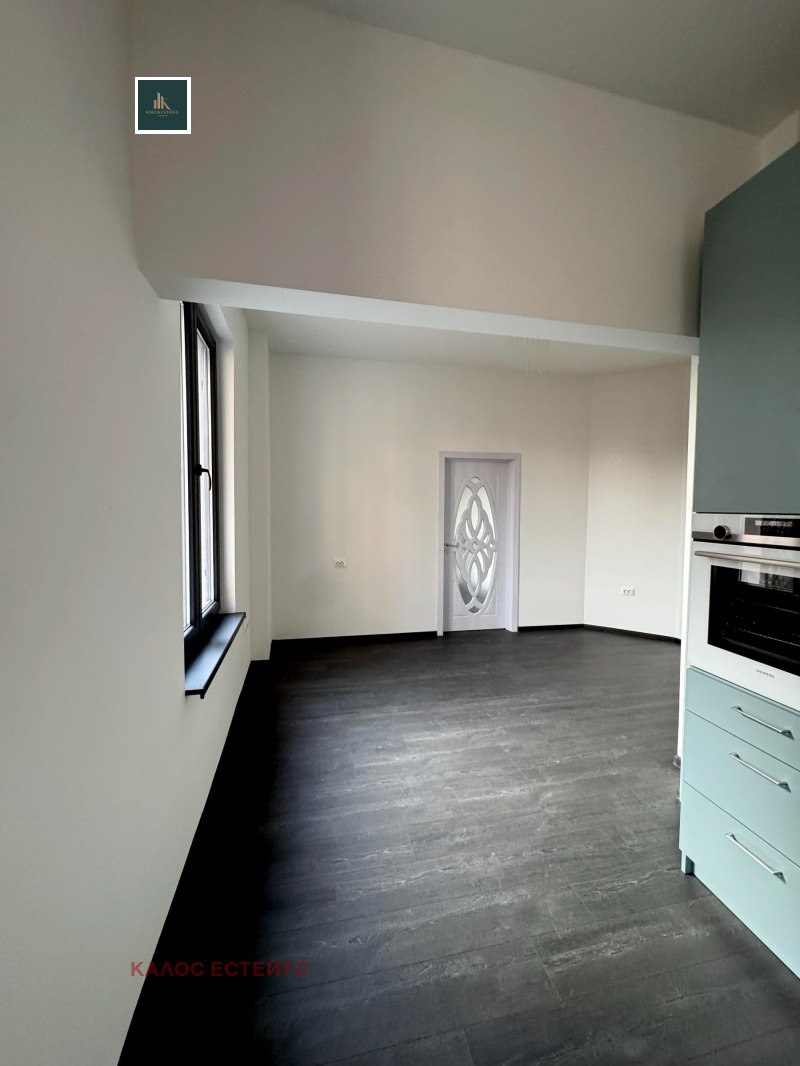 Продава 3-СТАЕН, гр. София, Център, снимка 3 - Апартаменти - 52719247