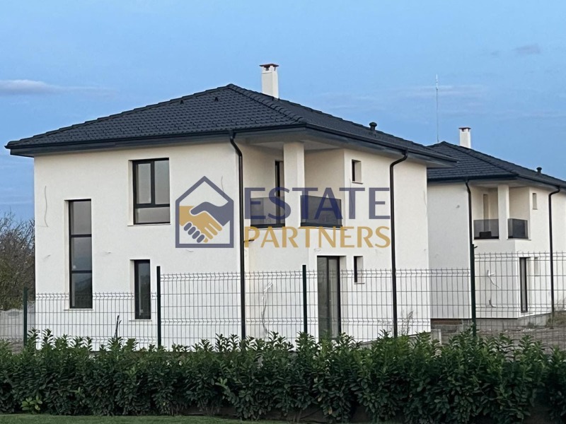 Продава КЪЩА, с. Брестник, област Пловдив, снимка 5 - Къщи - 52655508