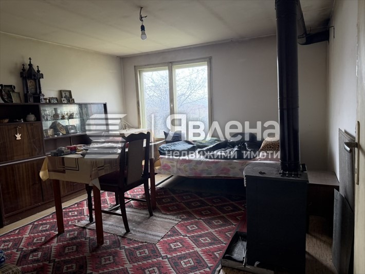 Продава КЪЩА, гр. Аксаково, област Варна, снимка 2 - Къщи - 54084808
