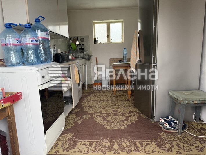 Продава КЪЩА, гр. Аксаково, област Варна, снимка 3 - Къщи - 54084808