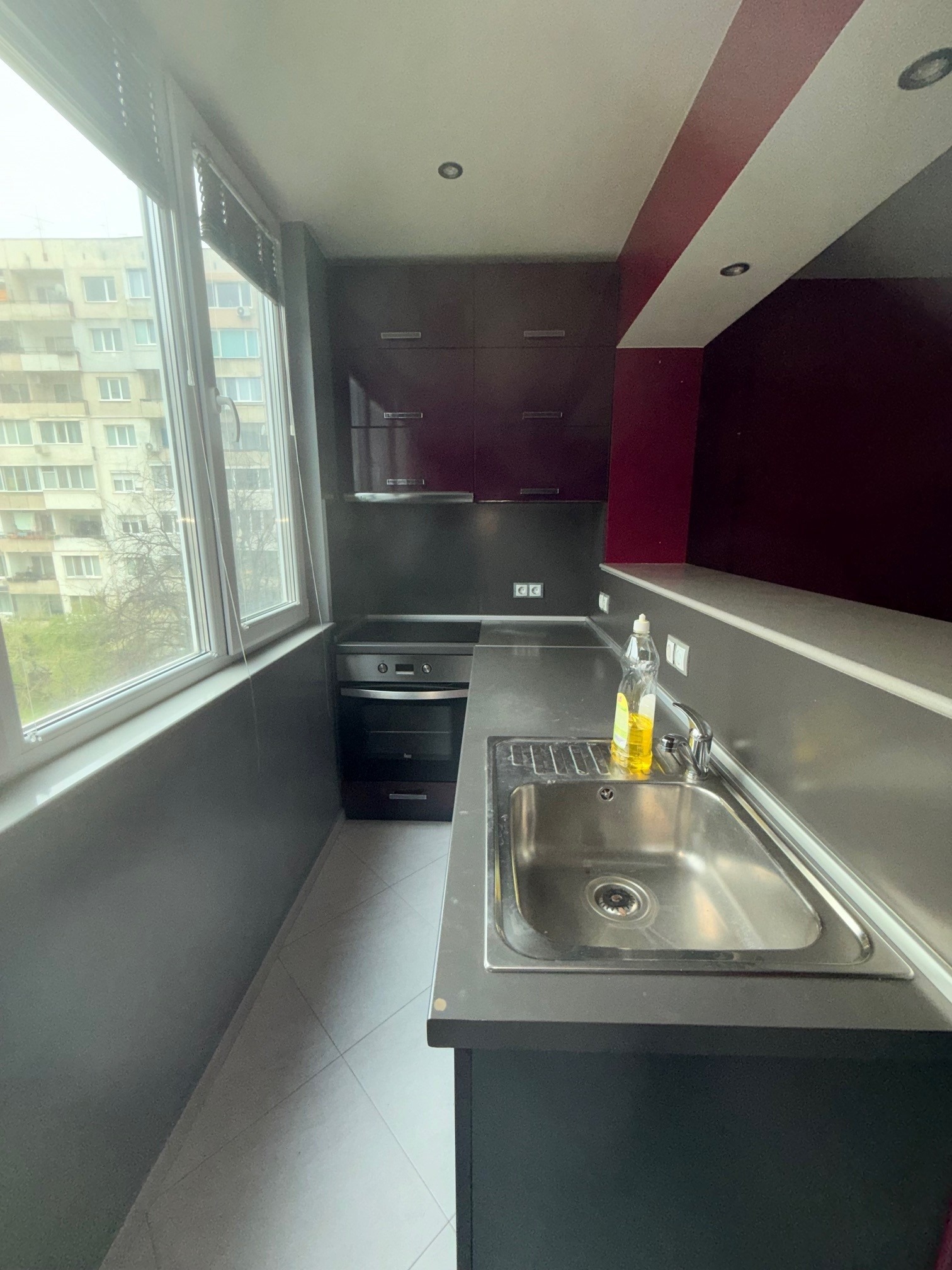 Продава 3-СТАЕН, гр. София, Света Троица, снимка 3 - Апартаменти - 54229090