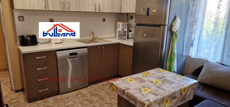 De vânzare  2 dormitoare regiunea Kyustendil , Dupnița , 75 mp | 98695123