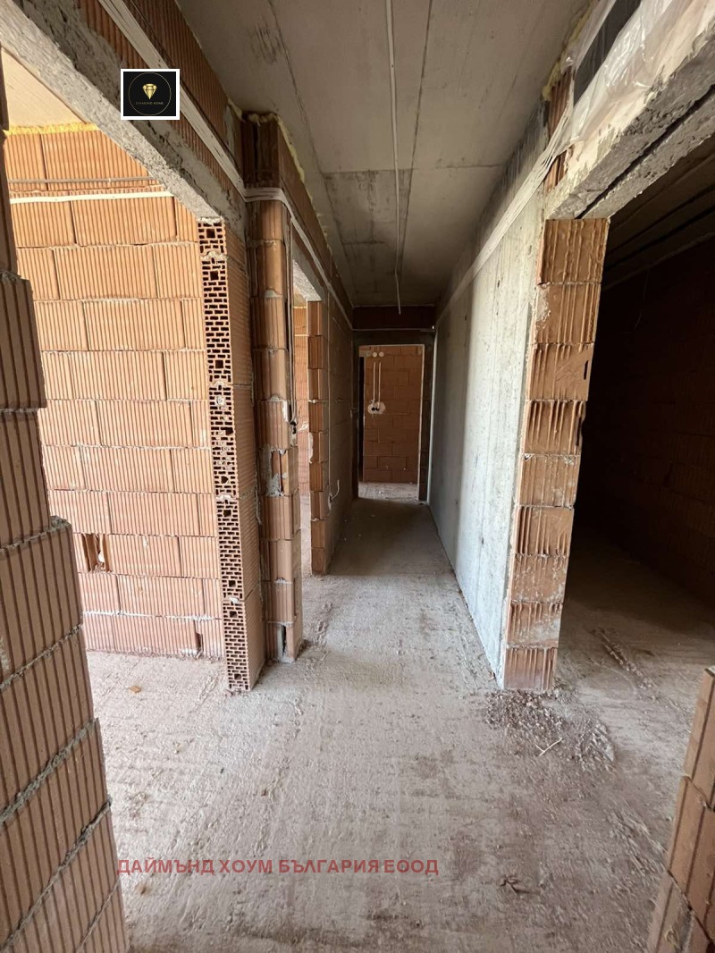 En venta  2 dormitorios Plovdiv , Gagarin , 112 metros cuadrados | 77771411 - imagen [6]