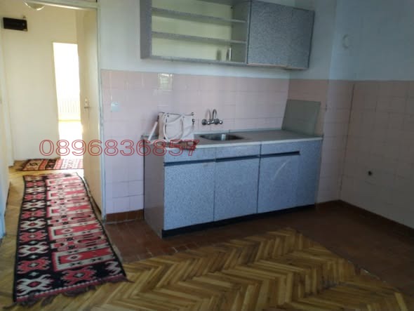 Продава 4-СТАЕН, гр. Плевен, Сторгозия, снимка 2 - Апартаменти - 55770198