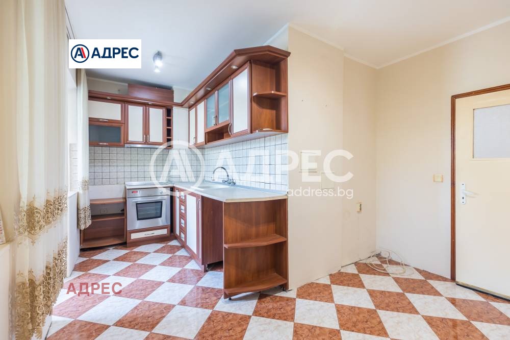 Продава 3-СТАЕН, гр. Варна, Завод Дружба