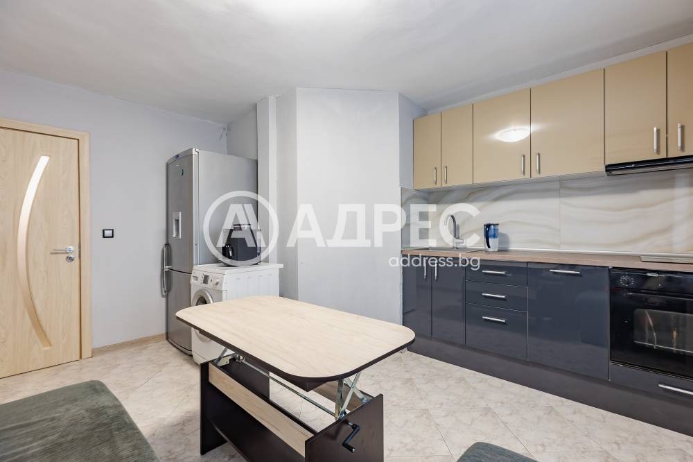 Продава 3-СТАЕН, гр. Варна, Колхозен пазар