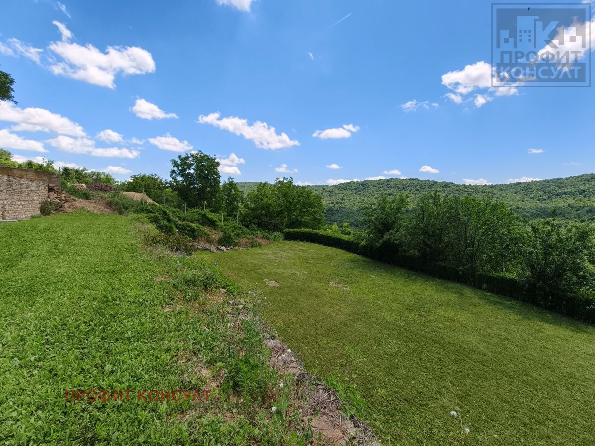 Продава КЪЩА, с. Малки чифлик, област Велико Търново, снимка 17 - Къщи - 54966337