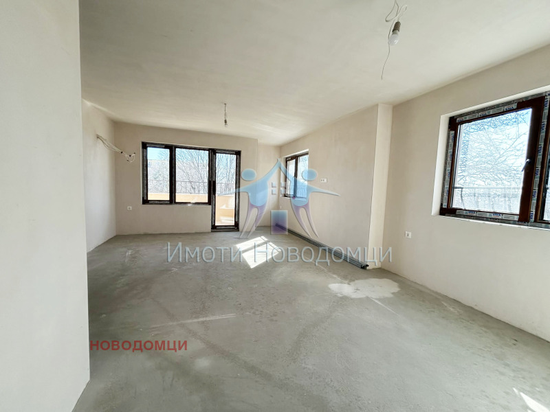 Продава 3-СТАЕН в град Шумен, Добруджански - 102 кв.м / 149 000 € » 291 418.67 лв., НОВОДОМЦИ