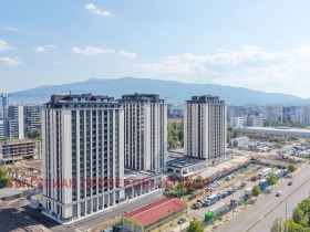 3 кімнатна Банишора, София