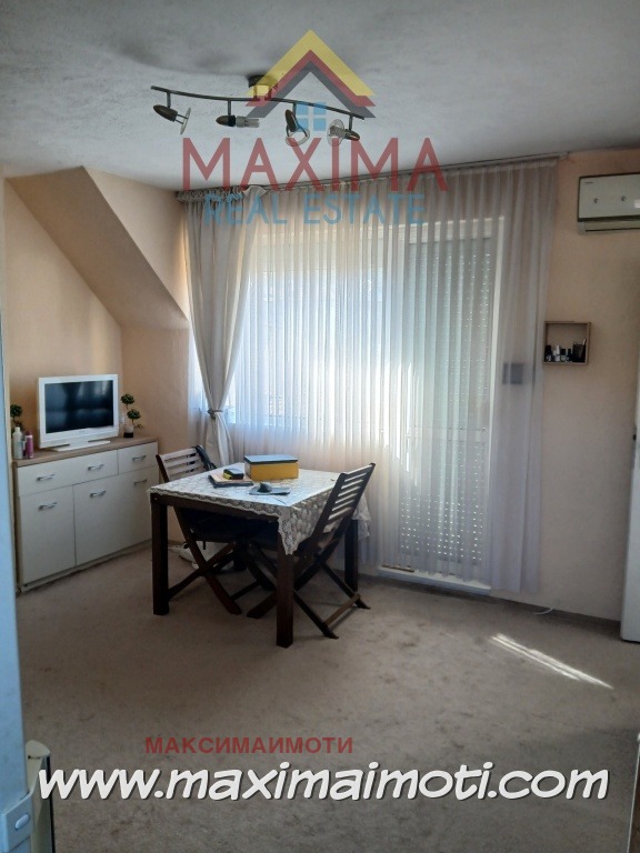 En venta  1 dormitorio Plovdiv , Tsentar , 67 metros cuadrados | 27431249 - imagen [3]