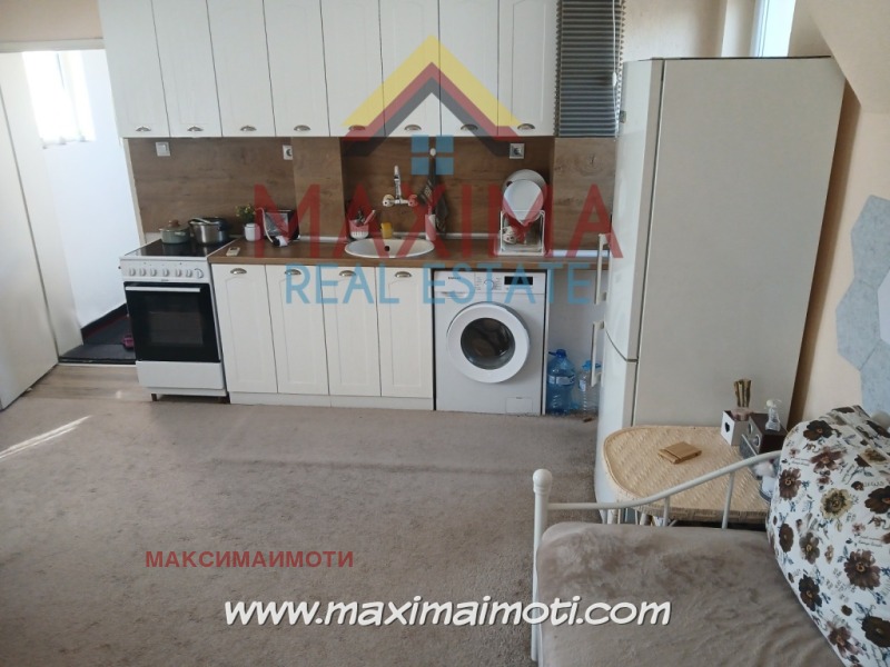 En venta  1 dormitorio Plovdiv , Tsentar , 67 metros cuadrados | 27431249