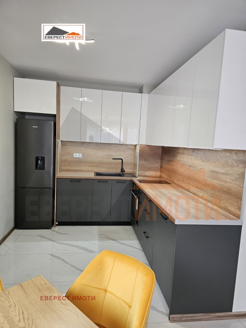 Продава 2-СТАЕН, гр. Пловдив, Остромила, снимка 2 - Апартаменти - 52414293