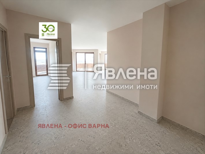 Продава МНОГОСТАЕН, гр. Балчик, област Добрич, снимка 4 - Апартаменти - 56228437