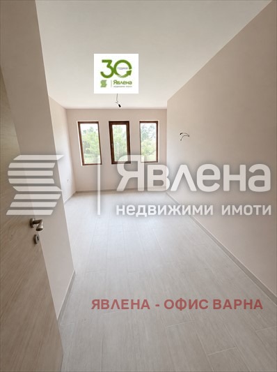 Продава МНОГОСТАЕН, гр. Балчик, област Добрич, снимка 3 - Апартаменти - 56228437