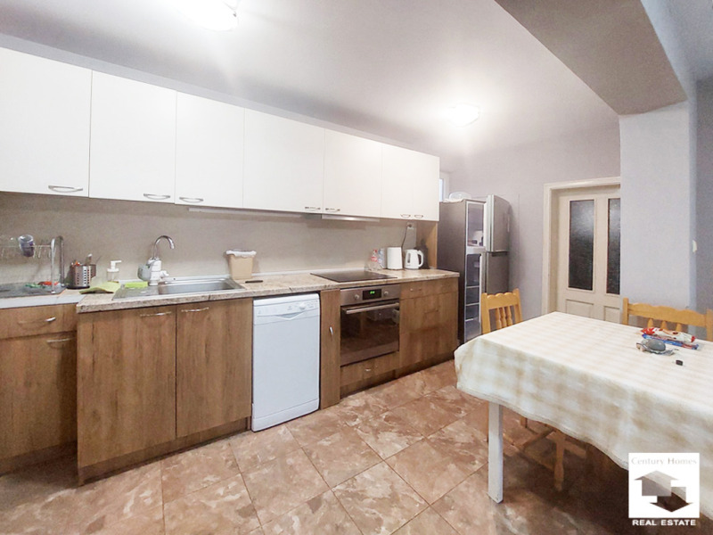 Продава КЪЩА, с. Поликраище, област Велико Търново, снимка 2 - Къщи - 52327806