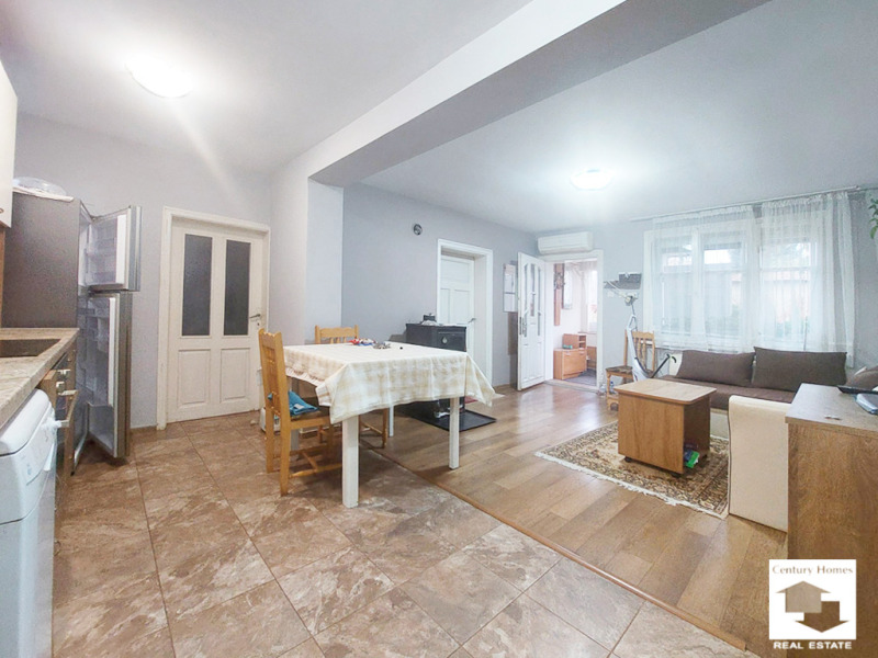 Продава КЪЩА, с. Поликраище, област Велико Търново, снимка 3 - Къщи - 52327806