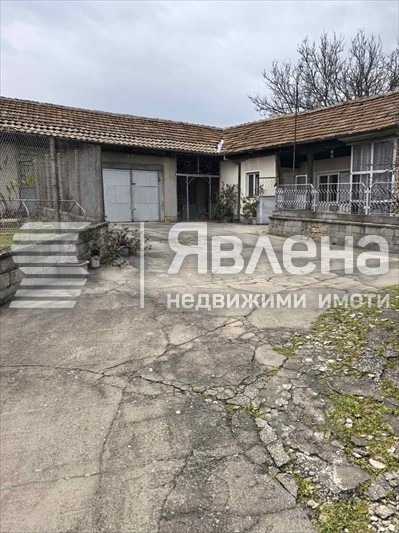 Продава КЪЩА, с. Мерданя, област Велико Търново, снимка 3 - Къщи - 54033461